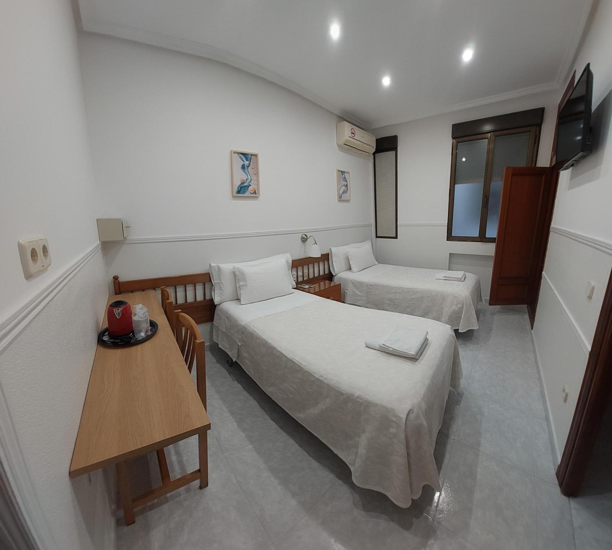 Hostal Dulcinea 마드리드 외부 사진